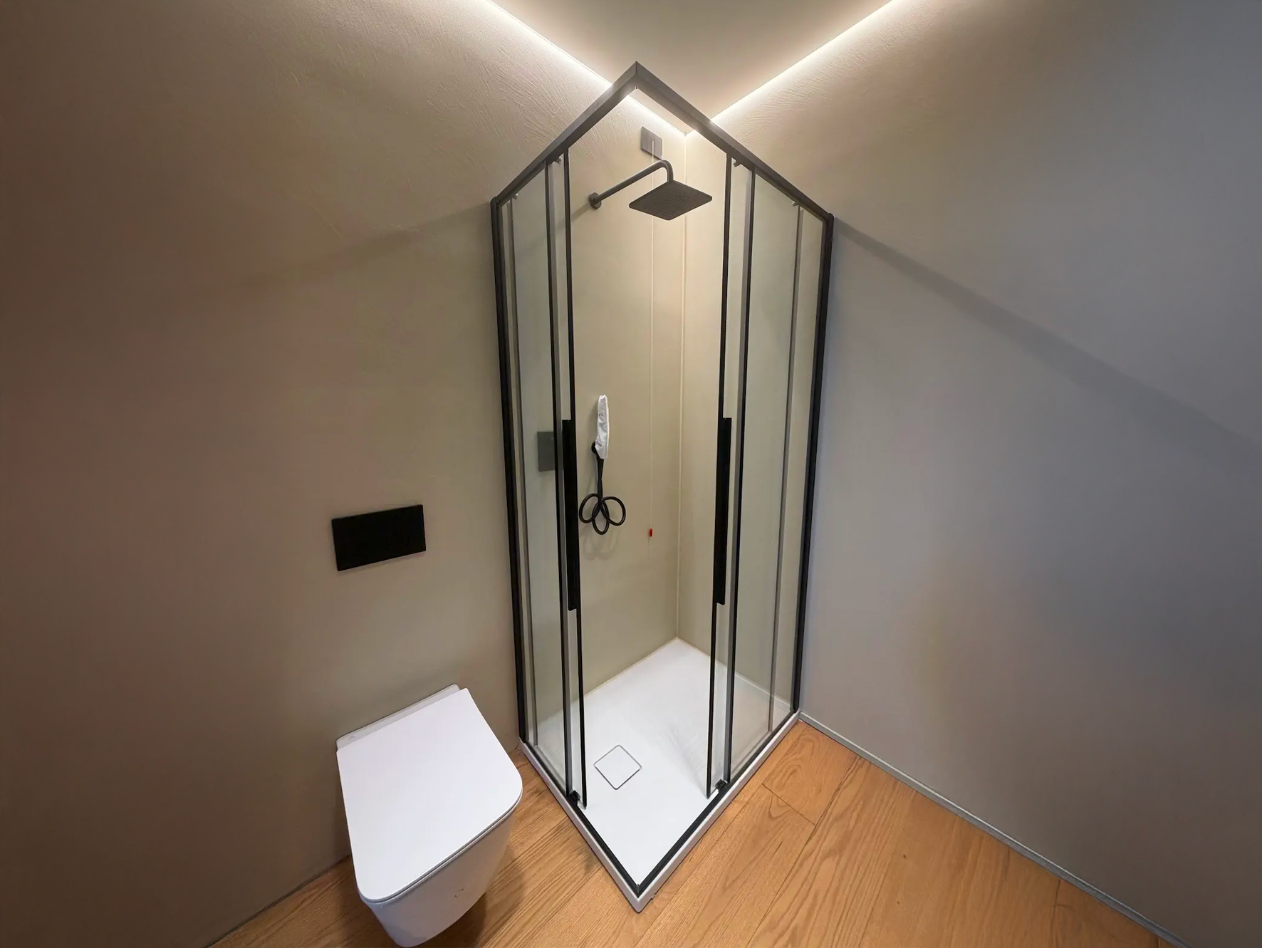 Cabina doccia personalizzata
